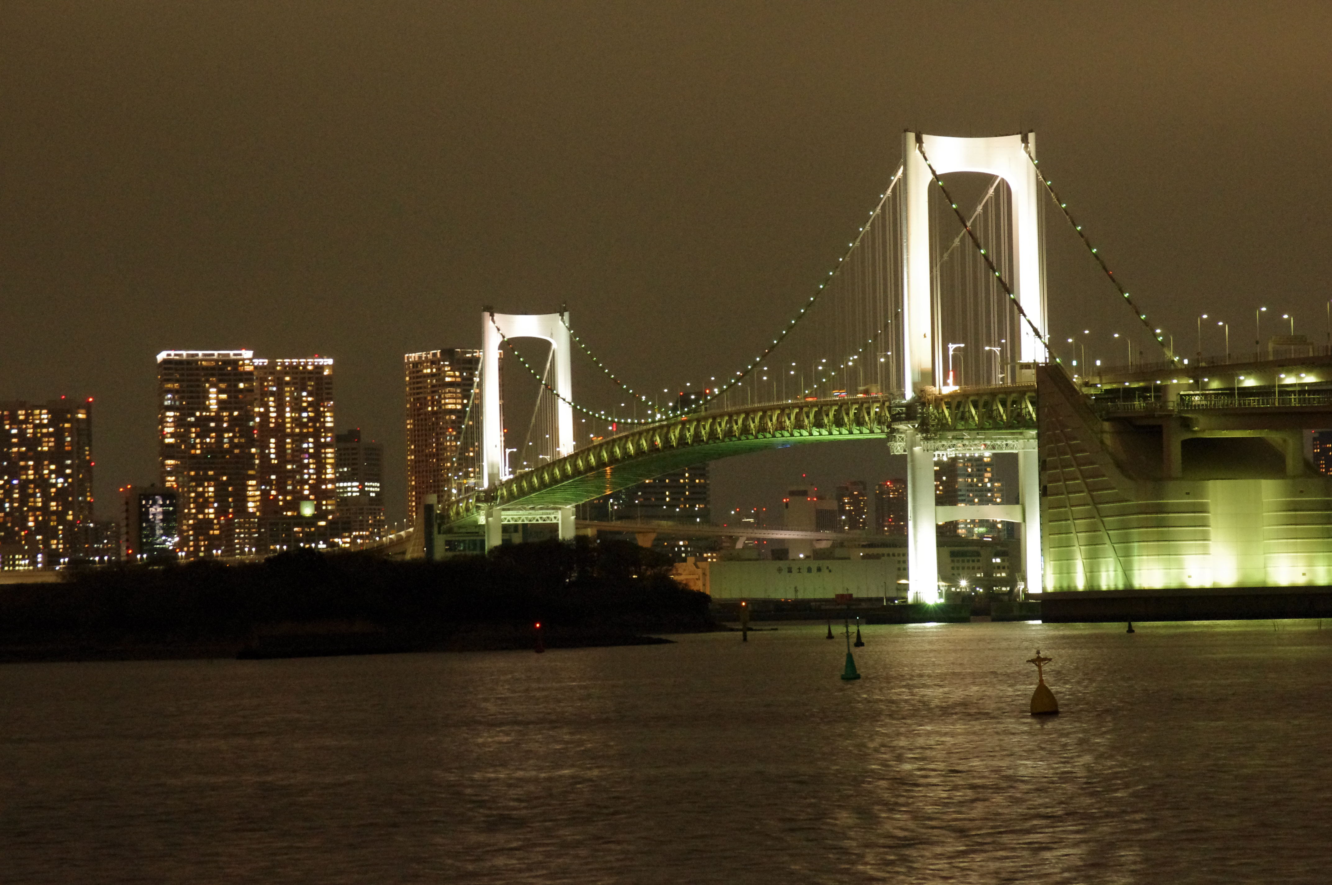 <b>K-x（ISO3200）</b>