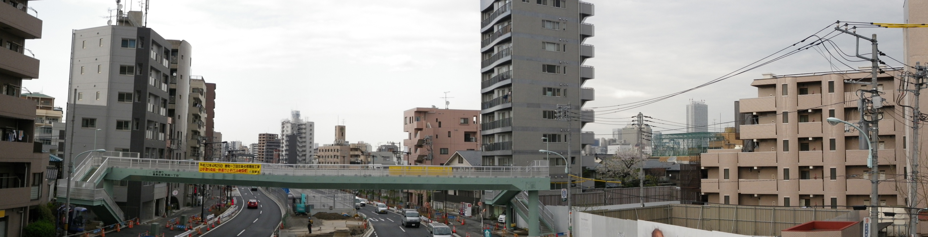 <b>Optio W90 / 3,000×768 / 1/320秒 / F5.3 / +0.3EV / ISO200 / パノラマ / WB:オート / 9.1mm</b>