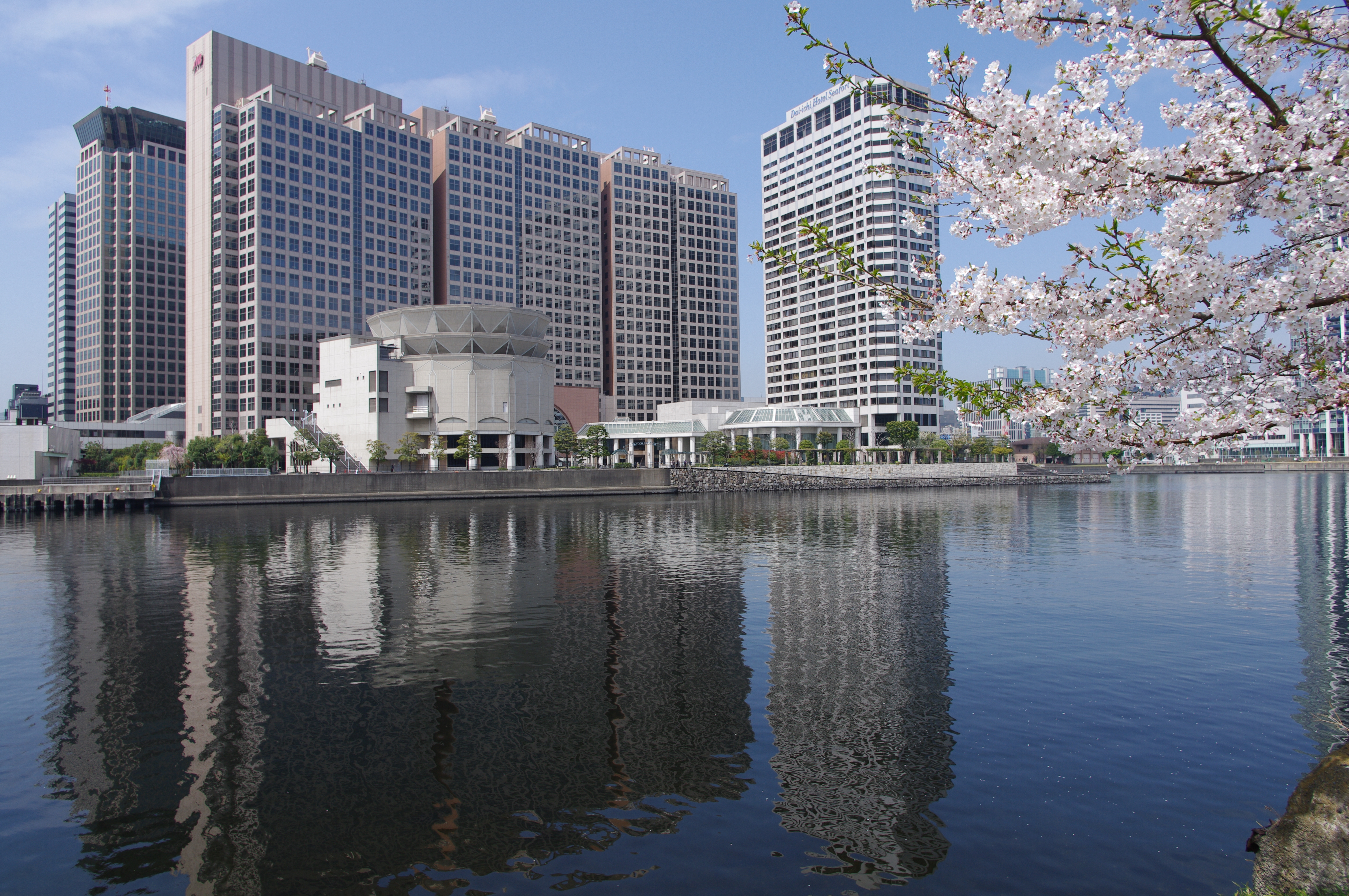 <b>K-7 / DA 15mm F4 ED AL Limited / 約9.5MB / 4,672×3,104 / 1/250秒 / F8 / -0.3EV / ISO100 / WB:オート / 15mm</b>