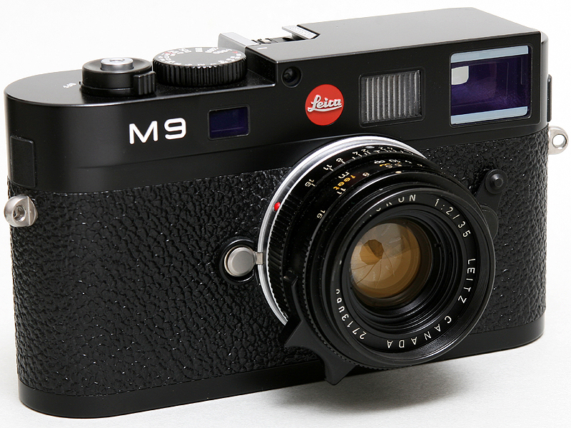 <b>ズミクロン35mm F2を装着したところ</b>