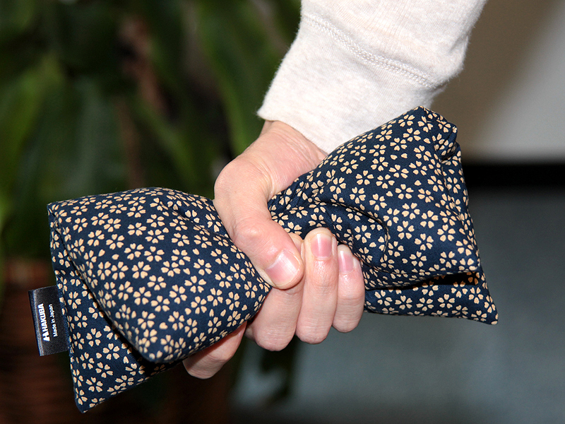 <b>握れば握力が付く</b>