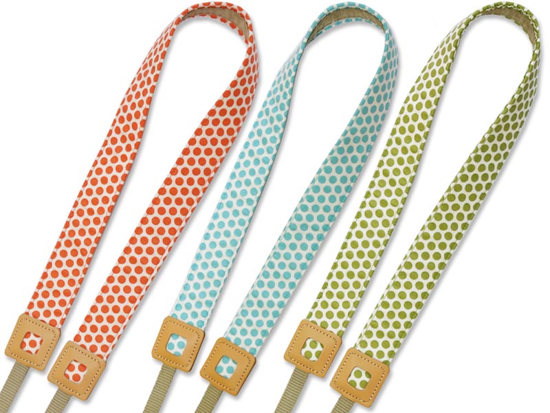 <b>左からオレンジ、ターコイズ、グリーン</b>