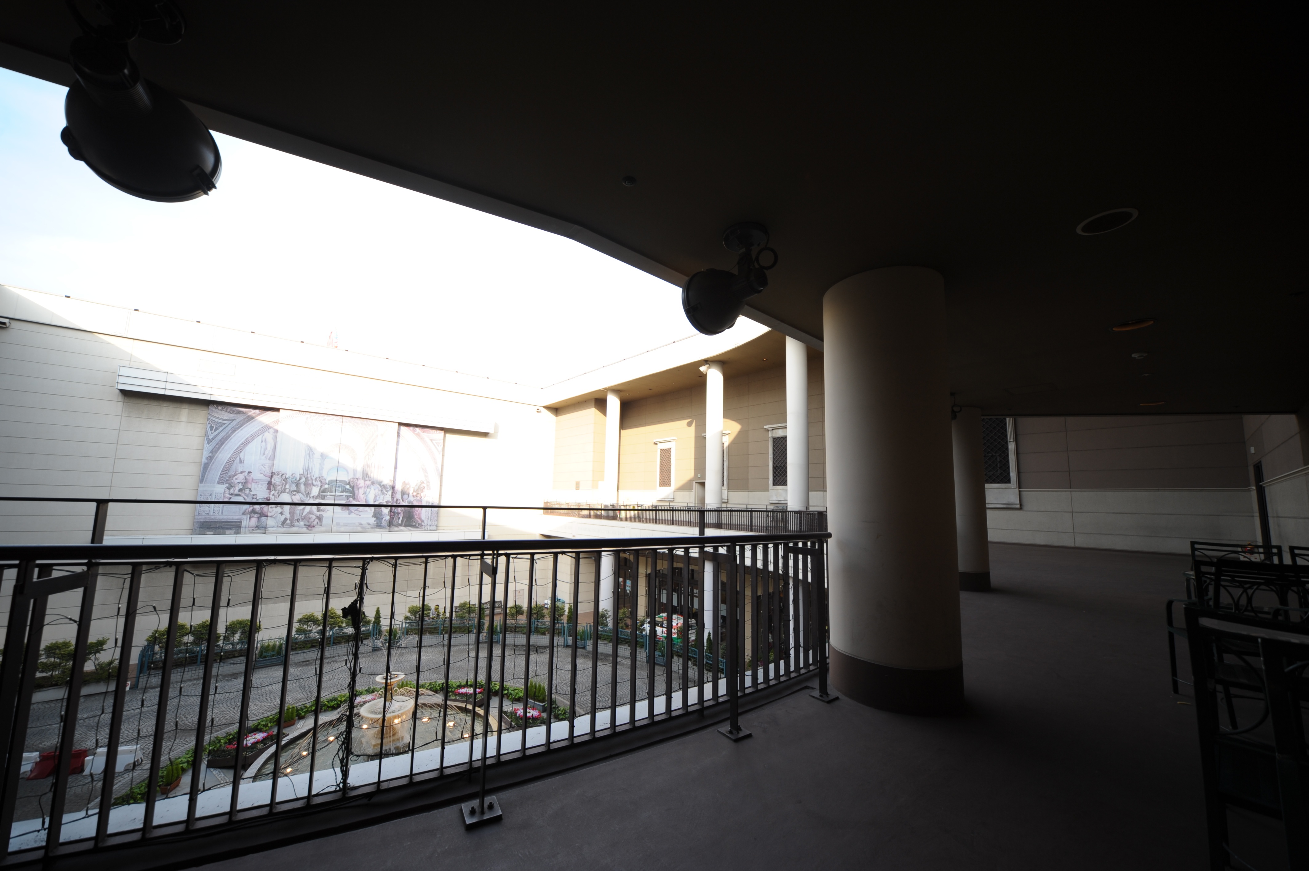 <b>HDR Proの素材。+0.7EV</b>