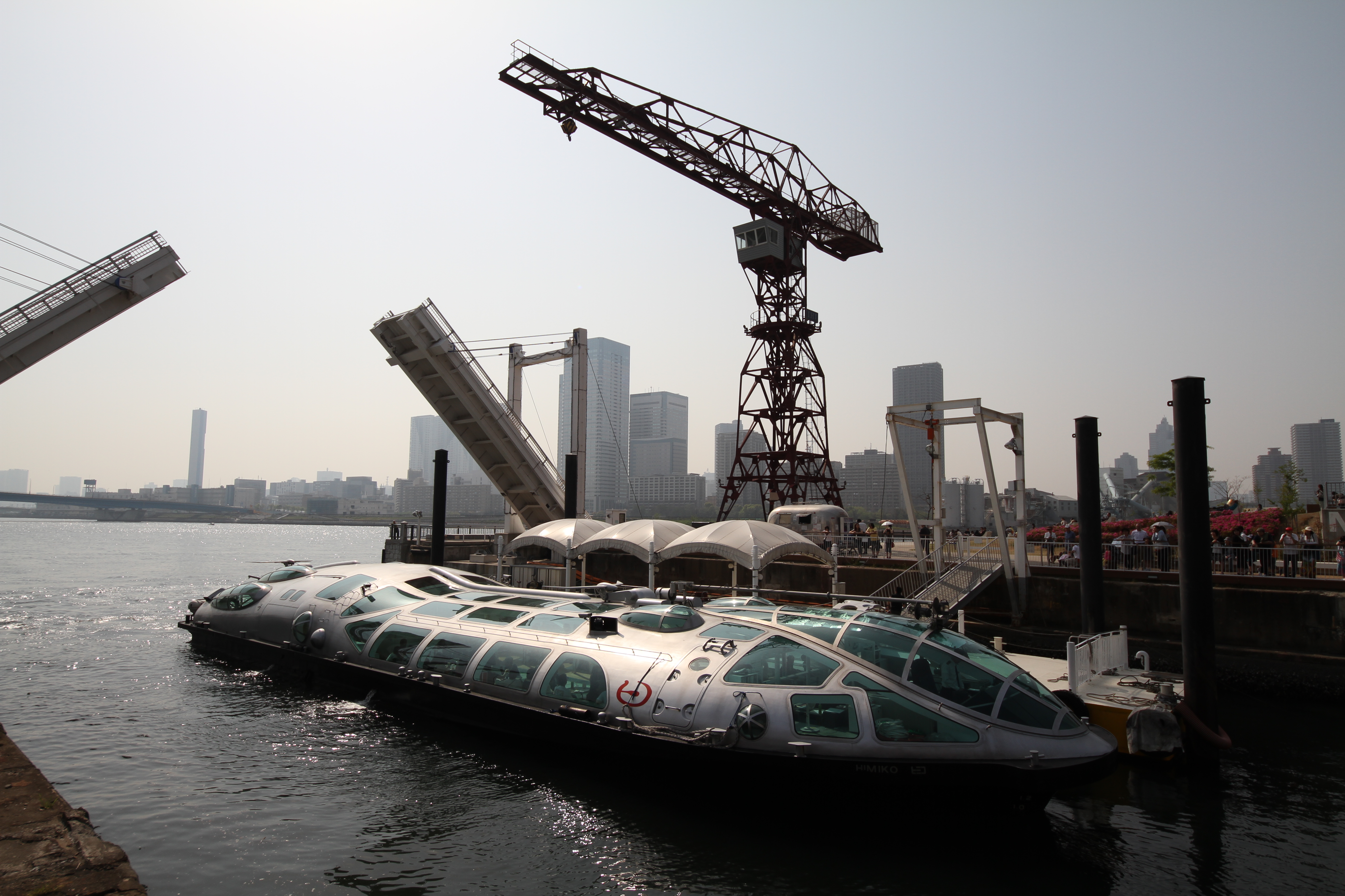 <b>EOS 7D / 8-16mm F4.5-5.6 DC HSM / 約5.1MB / 5,184×3,456 / 1/640秒 / F8 / 0EV / ISO100 / WB:オート / 13mm</b>