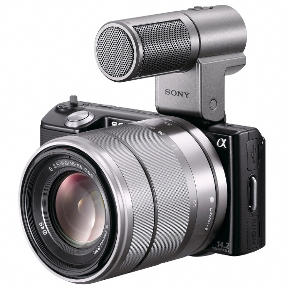 <b>ECM-SST1の装着例。ボディはNEX-5（ブラック）</b>