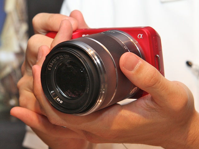 <b>NEX-3（レッド）</b>