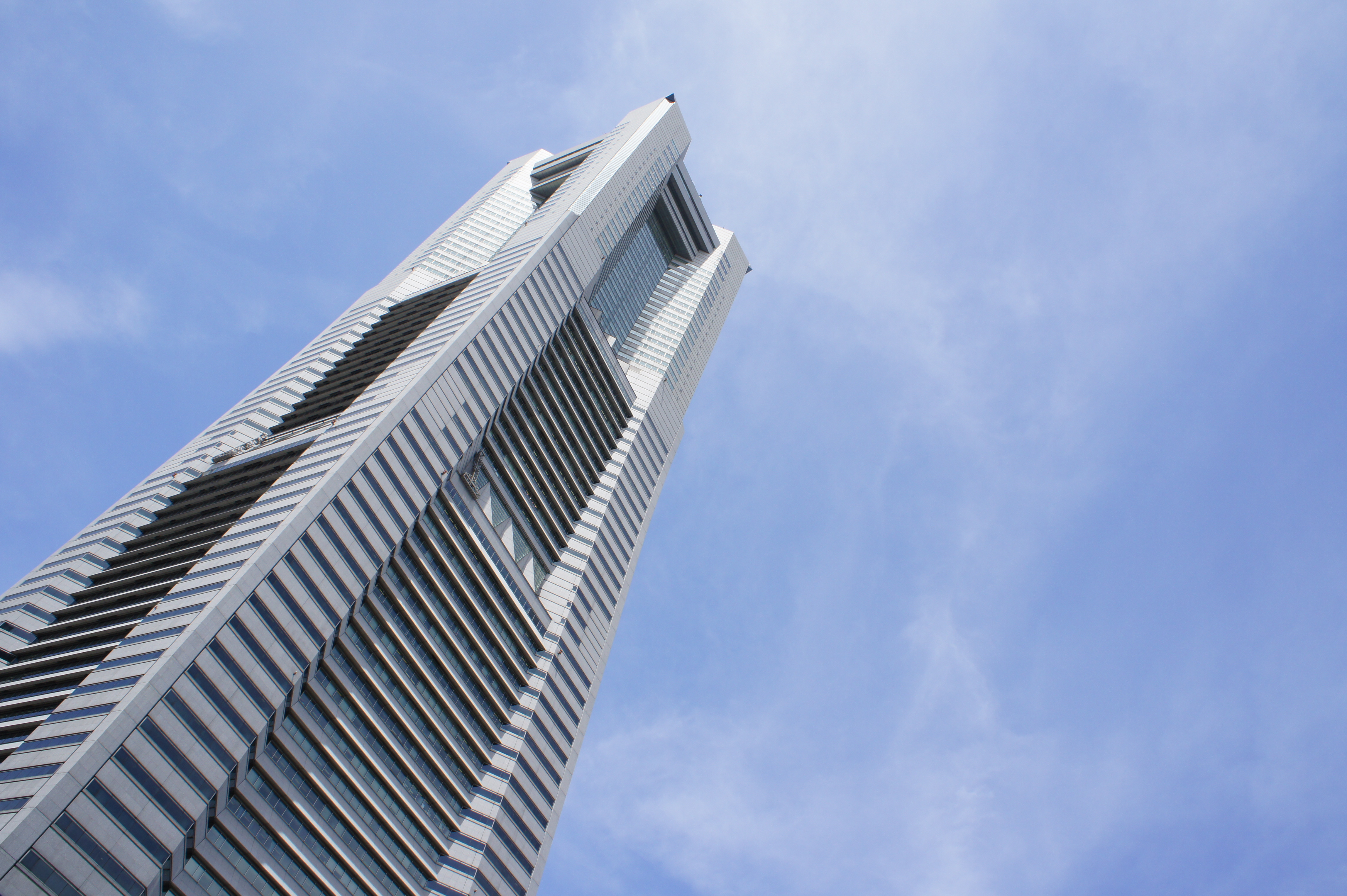 <b>NEX-5 / E 18-55mm F3.5-5.6 OSS / 約4.6MB / 4,592×3,056 / 1/250秒 / F11 / 0EV / ISO200 / 18mm</b>