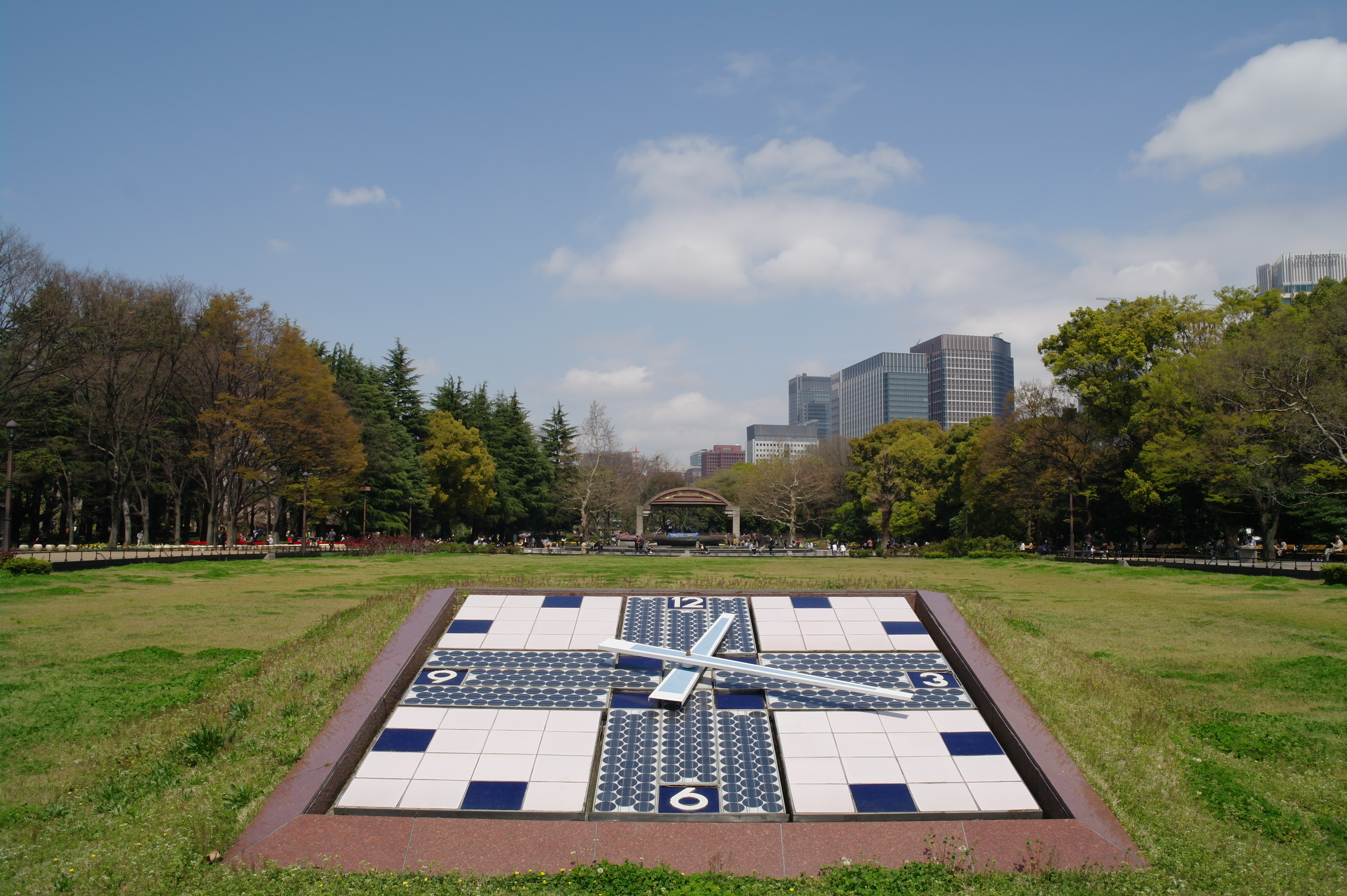 <b>NX10 / SAMSUNG ZOOM LENS 18-55mm F3.5-5.6 OIS / 約5.7MB / 4,592×3,056 / 1/320秒 / F9.5 / 0EV / ISO200 / WB:Daylight / 18mm</b>