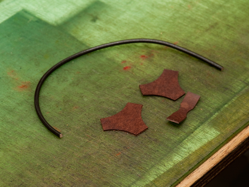 <b>スプートニクの素材となるパーツ</b>