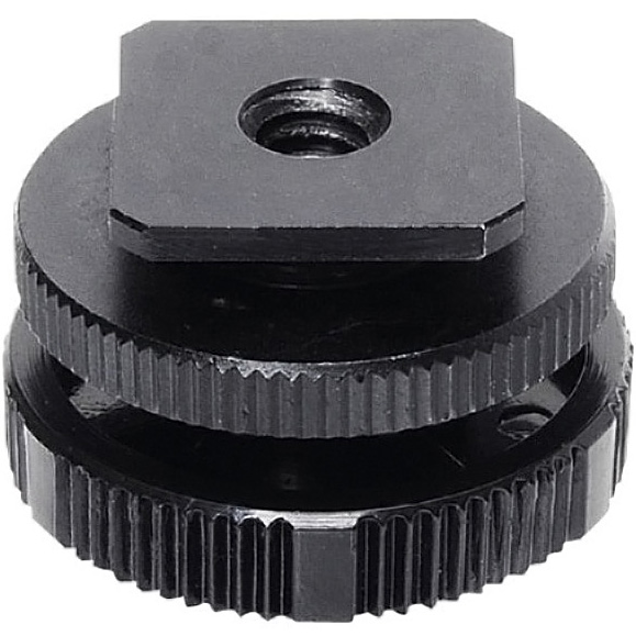 <b>底面に三脚ネジを備える</b>