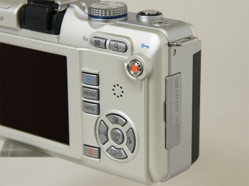 <b>E-PL1のボタン</b>