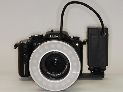 <b>別売のブラケット併用例（LEDリングライト55mmx20）</b>