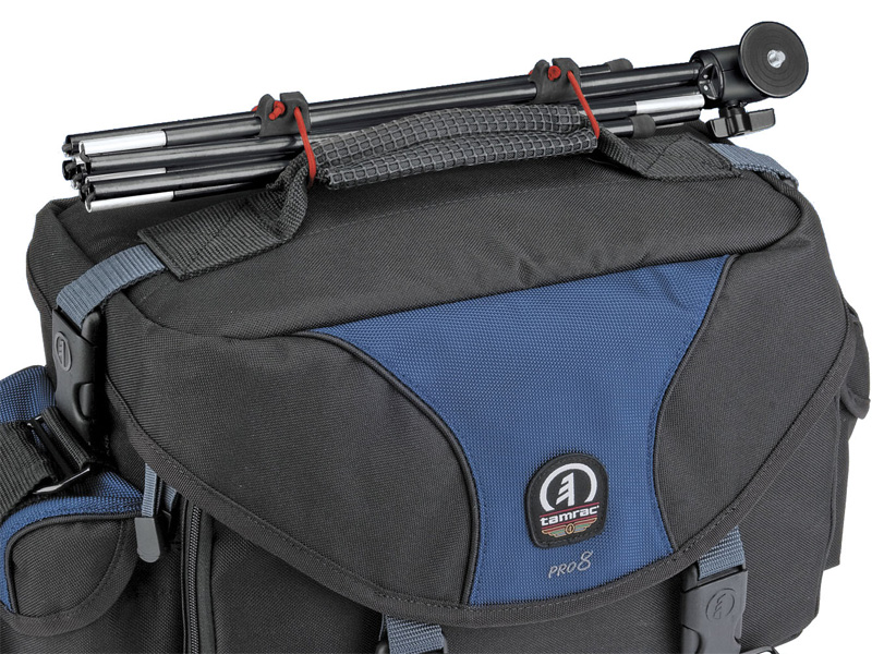 <b>カメラバッグへの取り付け例</b>