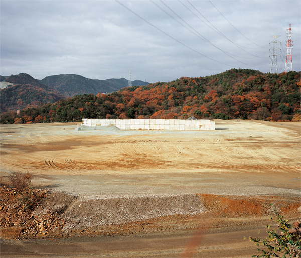 <b>(c)西山功一</b>