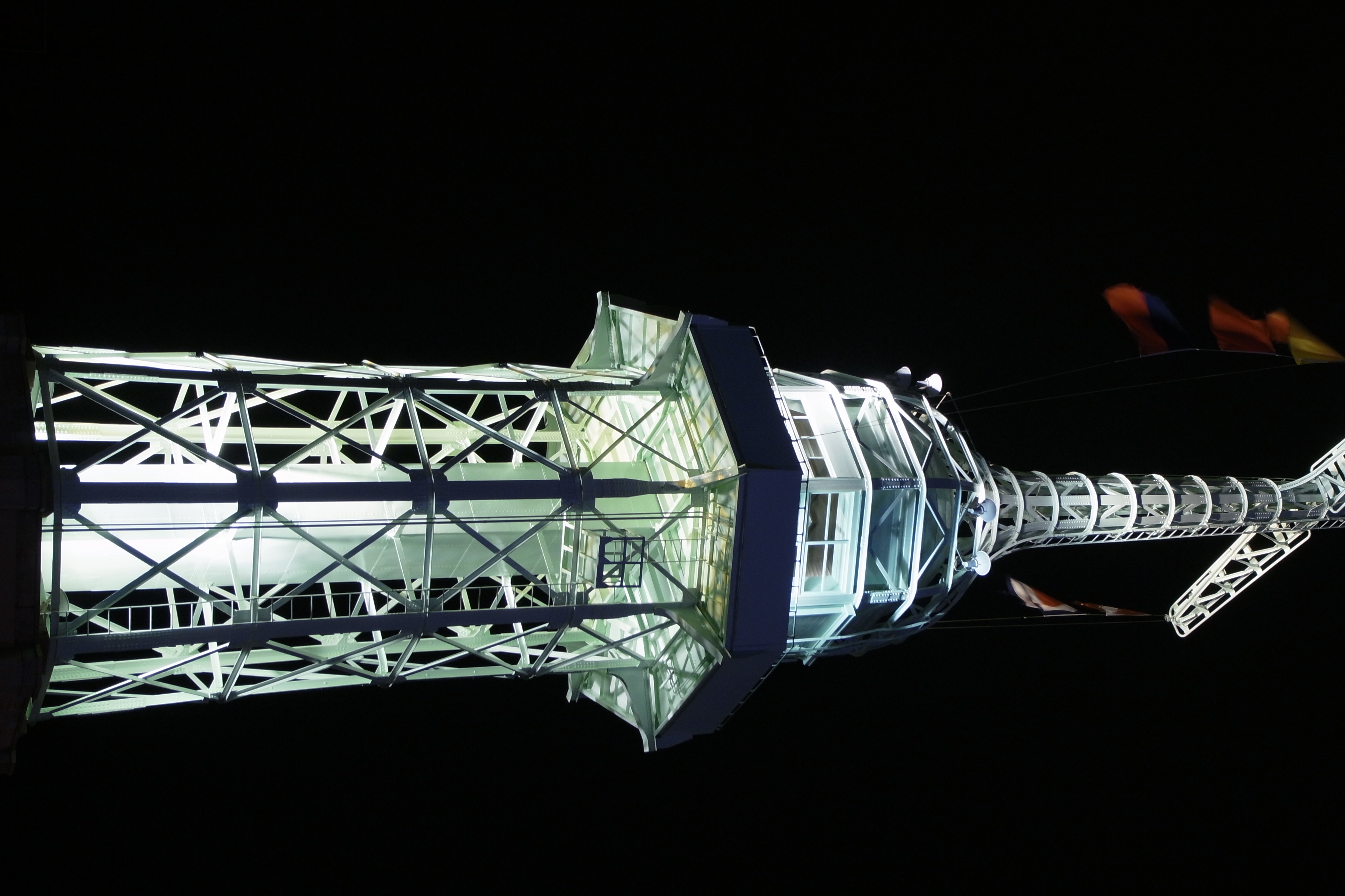 <b>ISO100（強）</b>