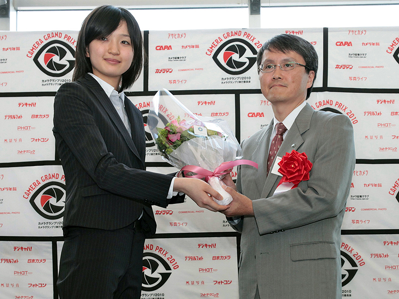 <b>開発秘話を話したキヤノンイメージコミュニケーション事業本部レンズ開発センター所長の金田直也氏</b>