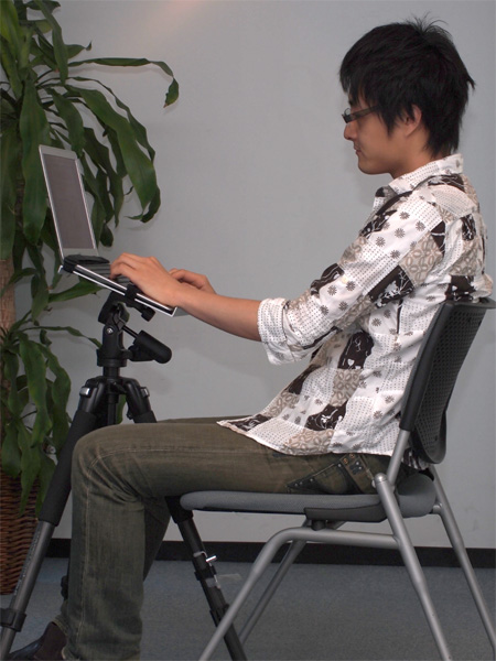 <b>三脚と雲台のアングル調整であらゆるポジションに合わせられる</b>