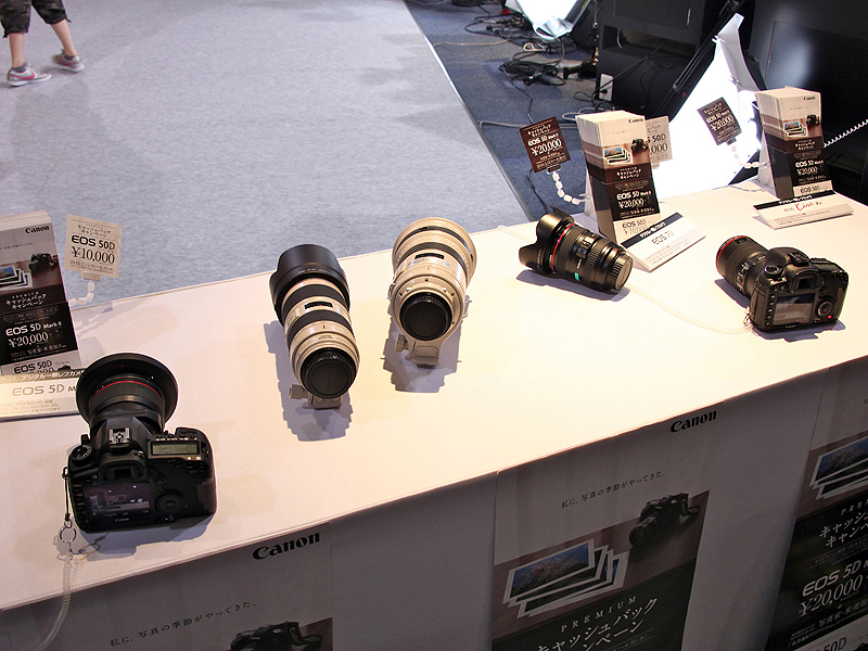 <b>いくつかの交換レンズも自由に試せる</b>