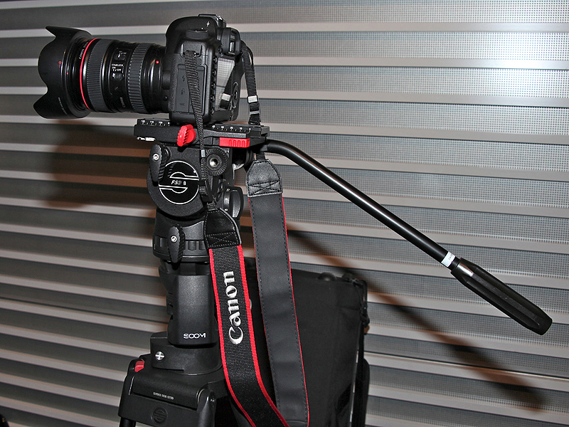 <b>FSB8。写真の組み合わせでも、ドラッグ（粘性）の設定を上げれば安定して使用できる</b>