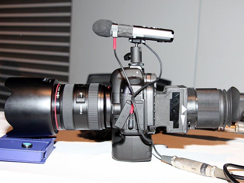 <b>「職のプライド」の撮影に使用したEOS 5D Mark II。数々の工夫を盛り込んでいる</b>