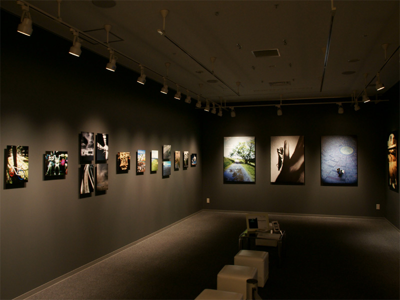 <b>写真展の様子</b>