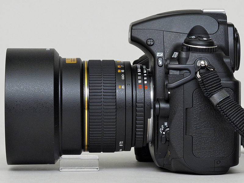 <b>フードを装着したところ</b>