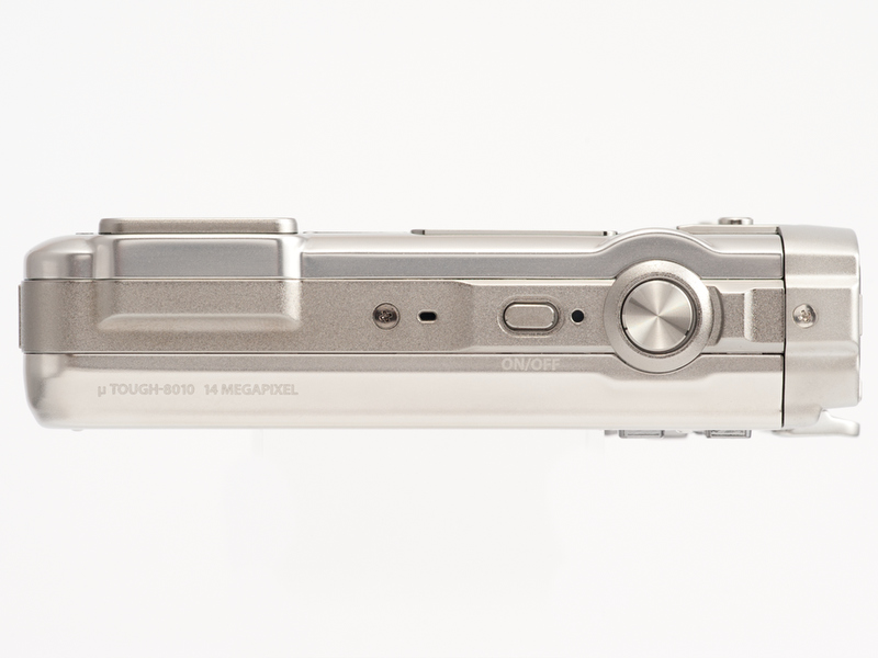 <b>μTOUGH-8010（上面）</b>