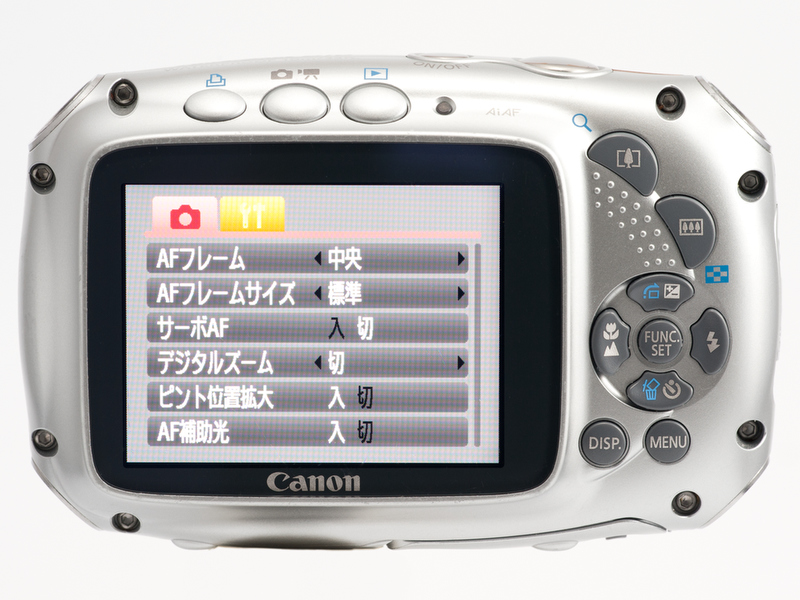 <b>PowerShot D10（背面）</b>