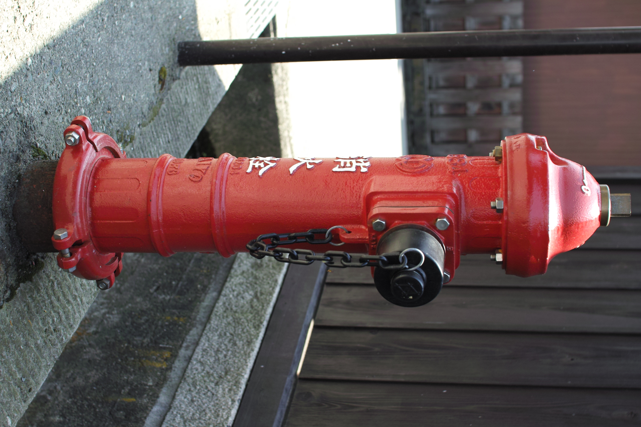 <b>SD15 / 30mm F1.4 DC HSM / 約2.4MB / 2,640×1,760 / 1/250秒 / F4 / -0.7EV / ISO100 / 30mm</b>