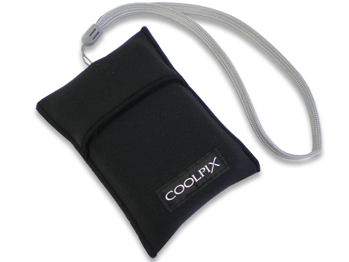 <b>ハンドストラップを利用可能</b>