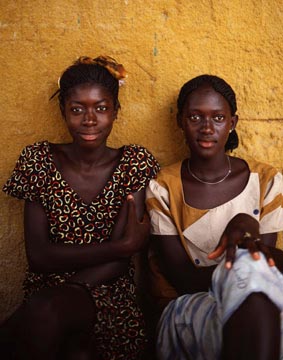 <b>（c）Akihiro Yamamura</b>