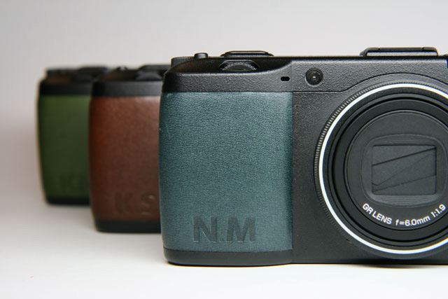 <b>グリップのカスタマイズ例。イニシャルの刻印が入る</b>