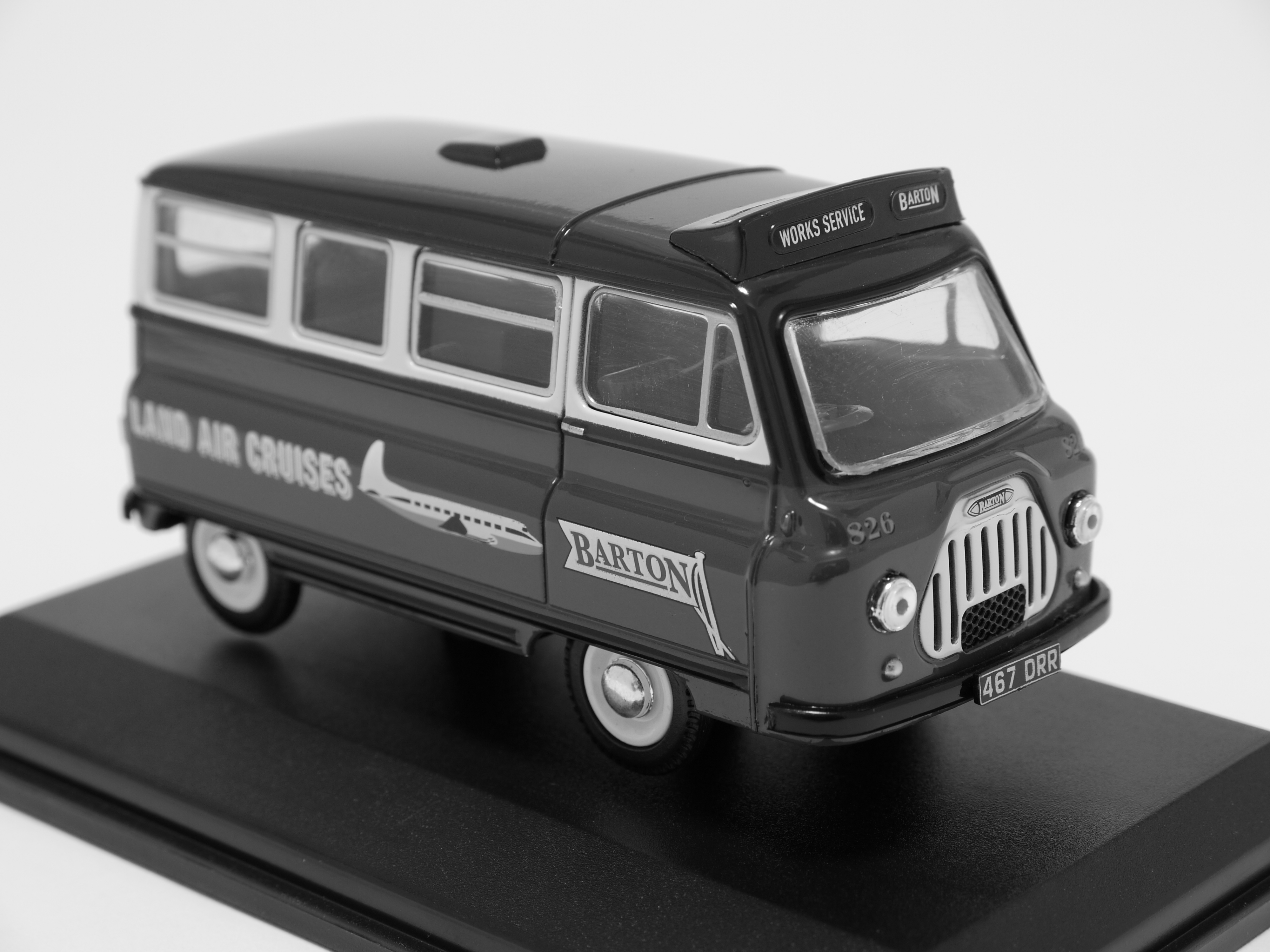 <b>スタンダードB&amp;W</b>