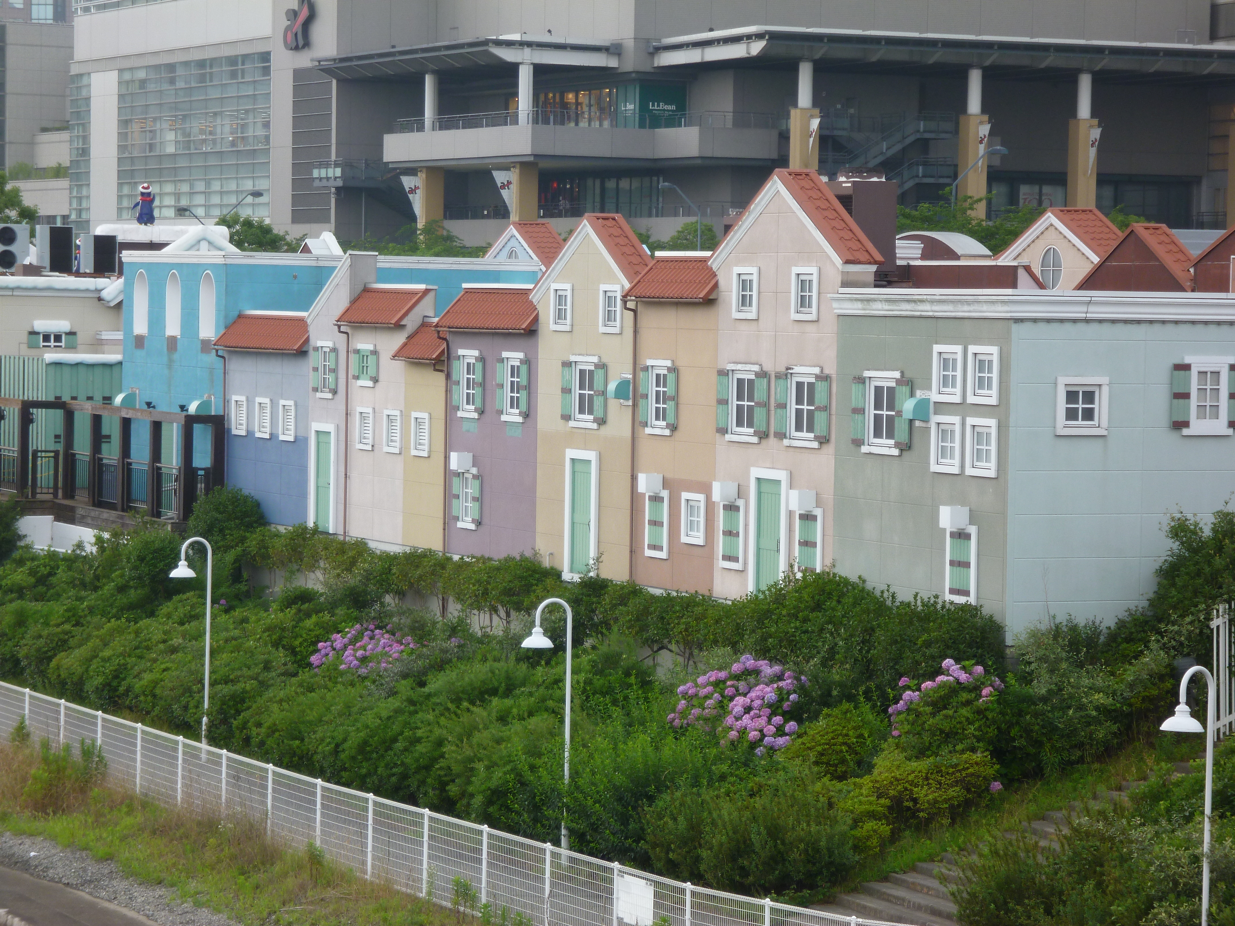 <b>望遠端<br>DMC-FX70 / 約5.7MB / 4,320×3,240 / 1/8秒 / F5.9 / 0EV / ISO80 / WB:オート / 21.5mm</b>