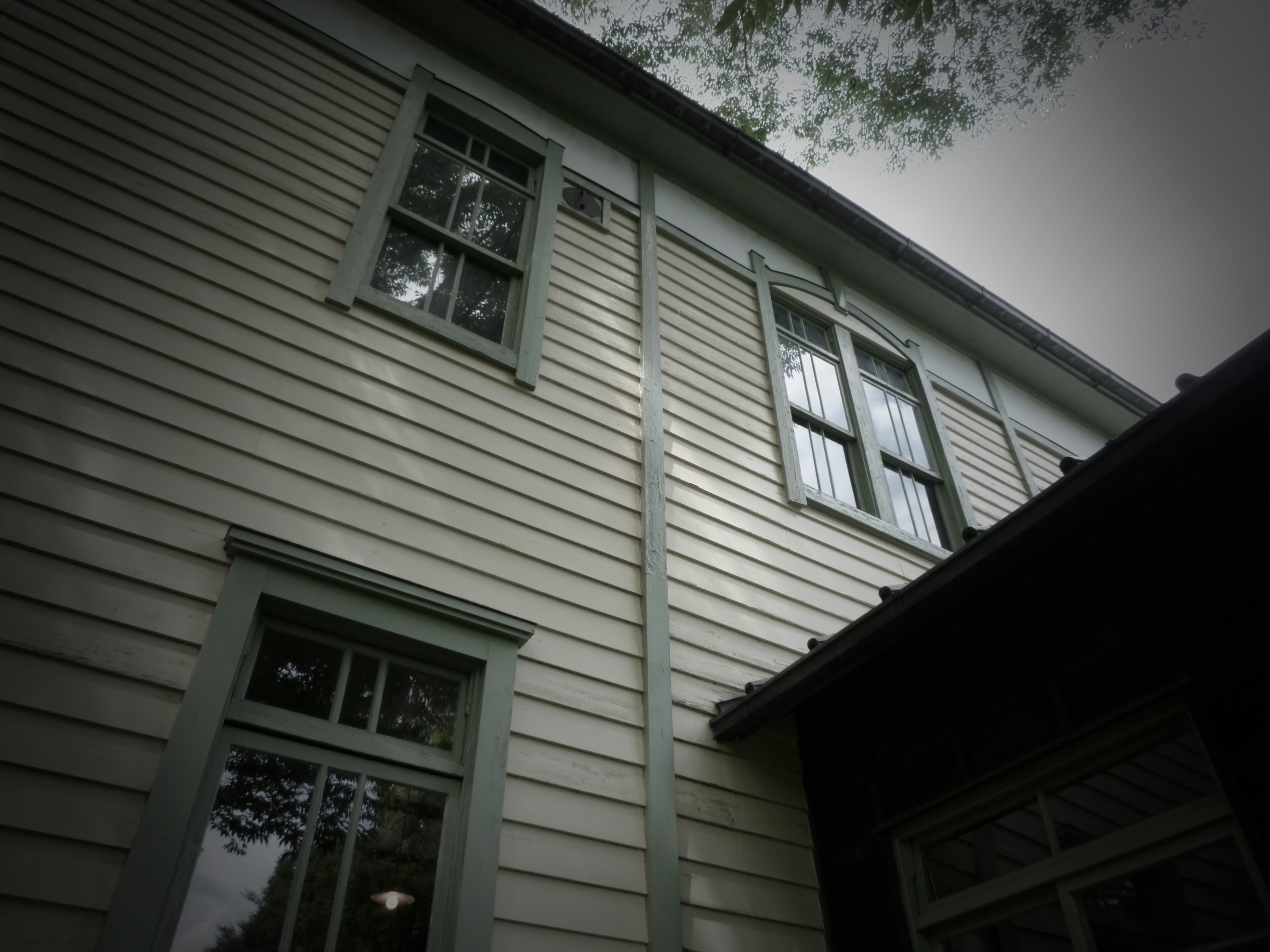 <b>DMC-FX70 / 約4.0MB / 4,320×3,240 / 1/200秒 / F2.8 / 0EV / ISO125 / WB:オート / 4.3mm</b>