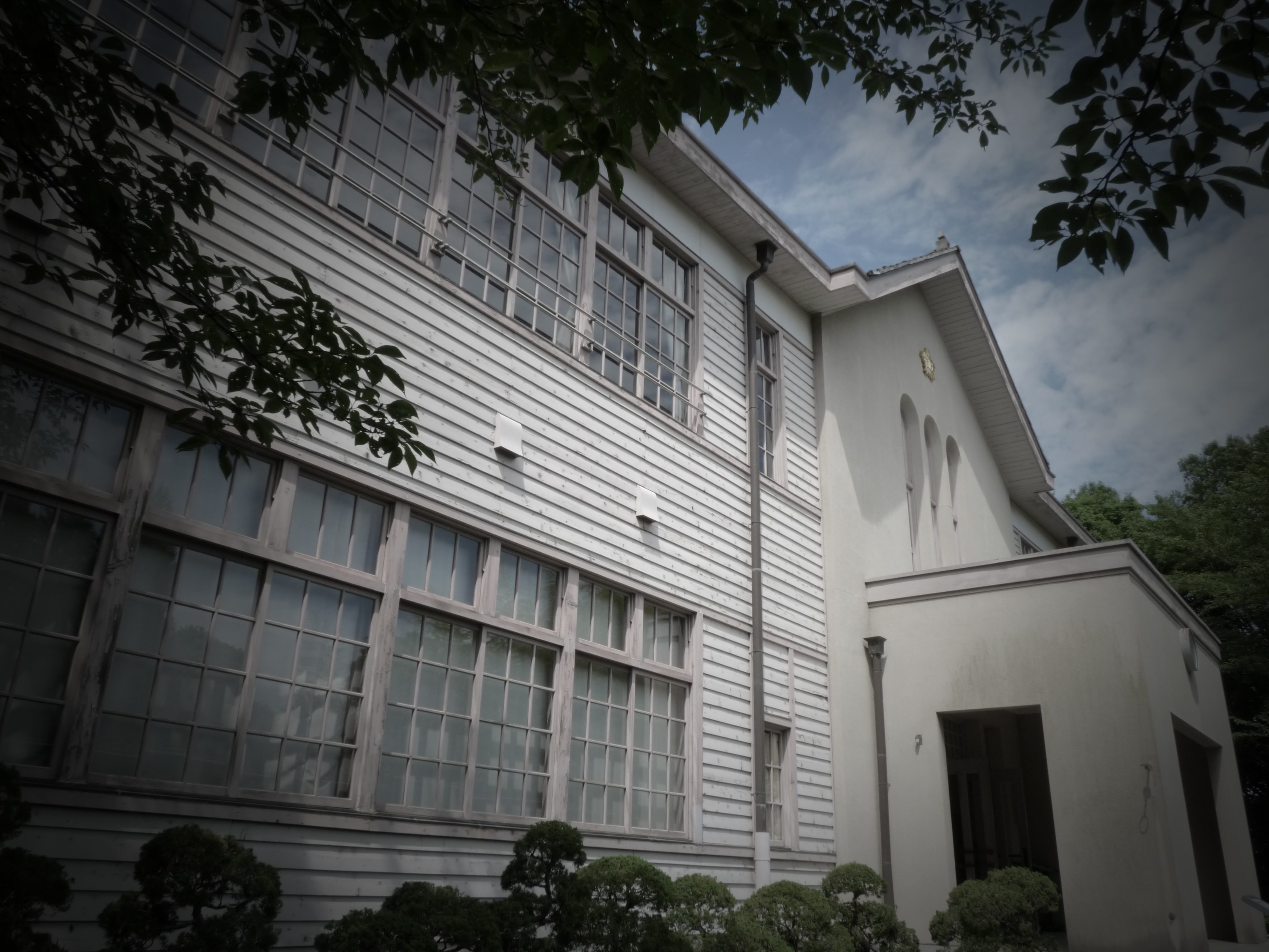 <b>DMC-FX70 / 約4.6MB / 4,320×3,240 / 1/400秒 / F4.5 / 0EV / ISO125 / WB:オート / 4.7mm（シーンモード：ピンホール）</b>