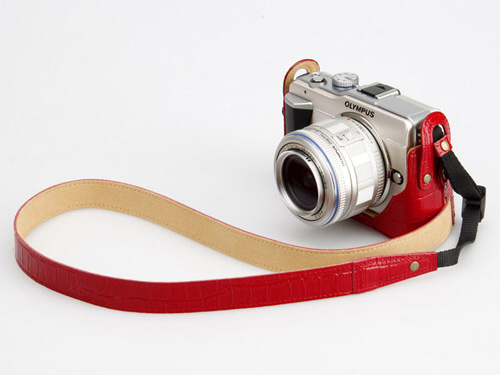 <b>ペンライトE-PL1用クロコ調レッド</b>