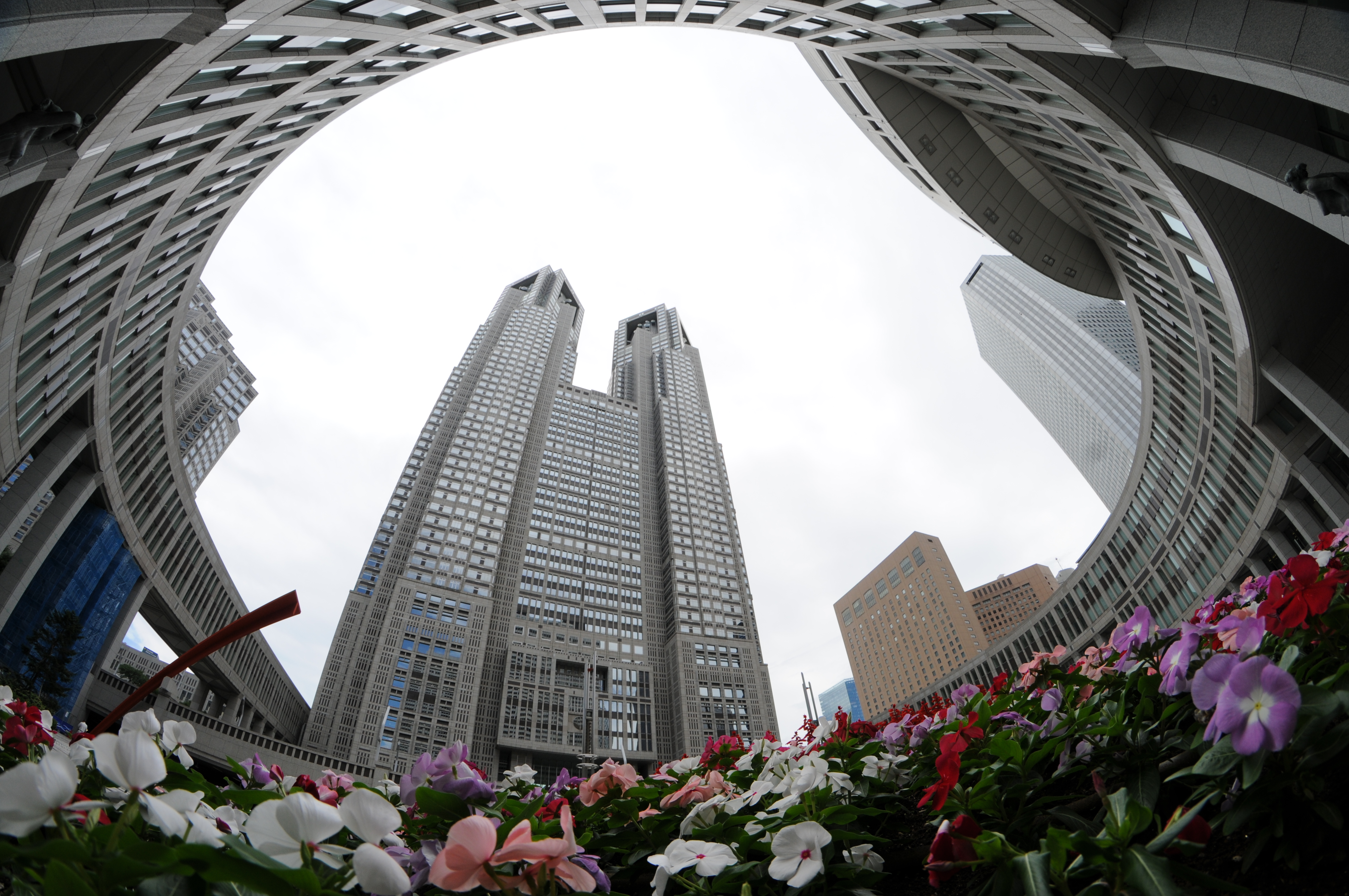 <b>D300 / 8mm F3.5 Fisheye CS / 4,288×2,848 / 1/400秒 / F8 / +0.7EV / ISO200 / 絞り優先AE / WB:オート / 8mm</b>