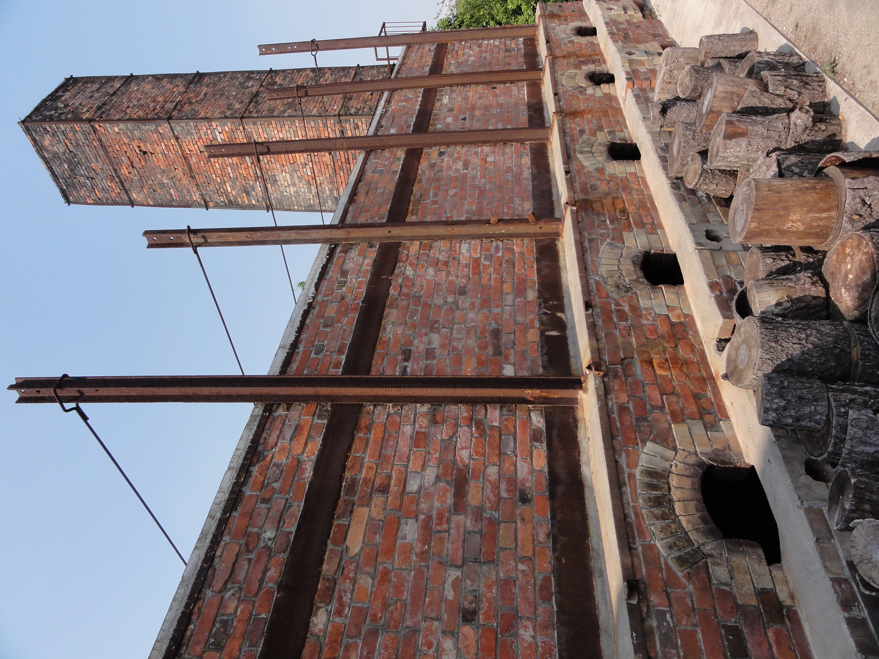 <b>やきもの散歩道のコースから外れたところにも窯がある<br></b>