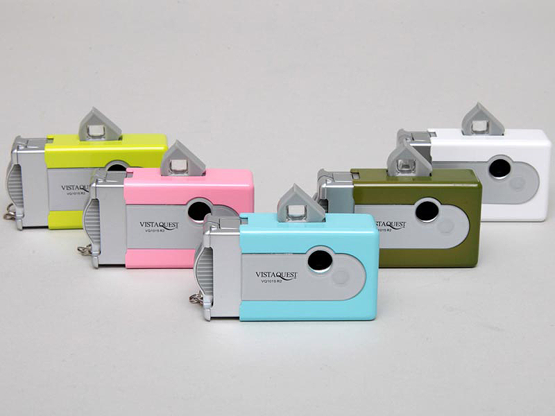 <b>全5色を用意する。左から、ライム、モモ、スカイ、オリーブ、スノー。オリーブは日本限定色だ</b>