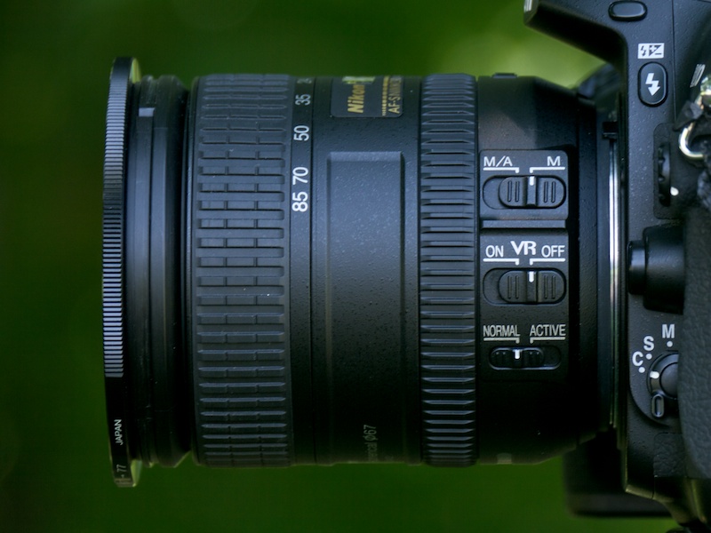 <b>AF-S DX NIKKOR 16-85mm F3.5-5.6 G ED VRにステップアップリングを装着</b>