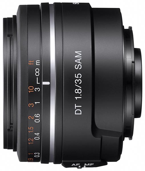 <b>DT 35mm F1.8 SAM</b>