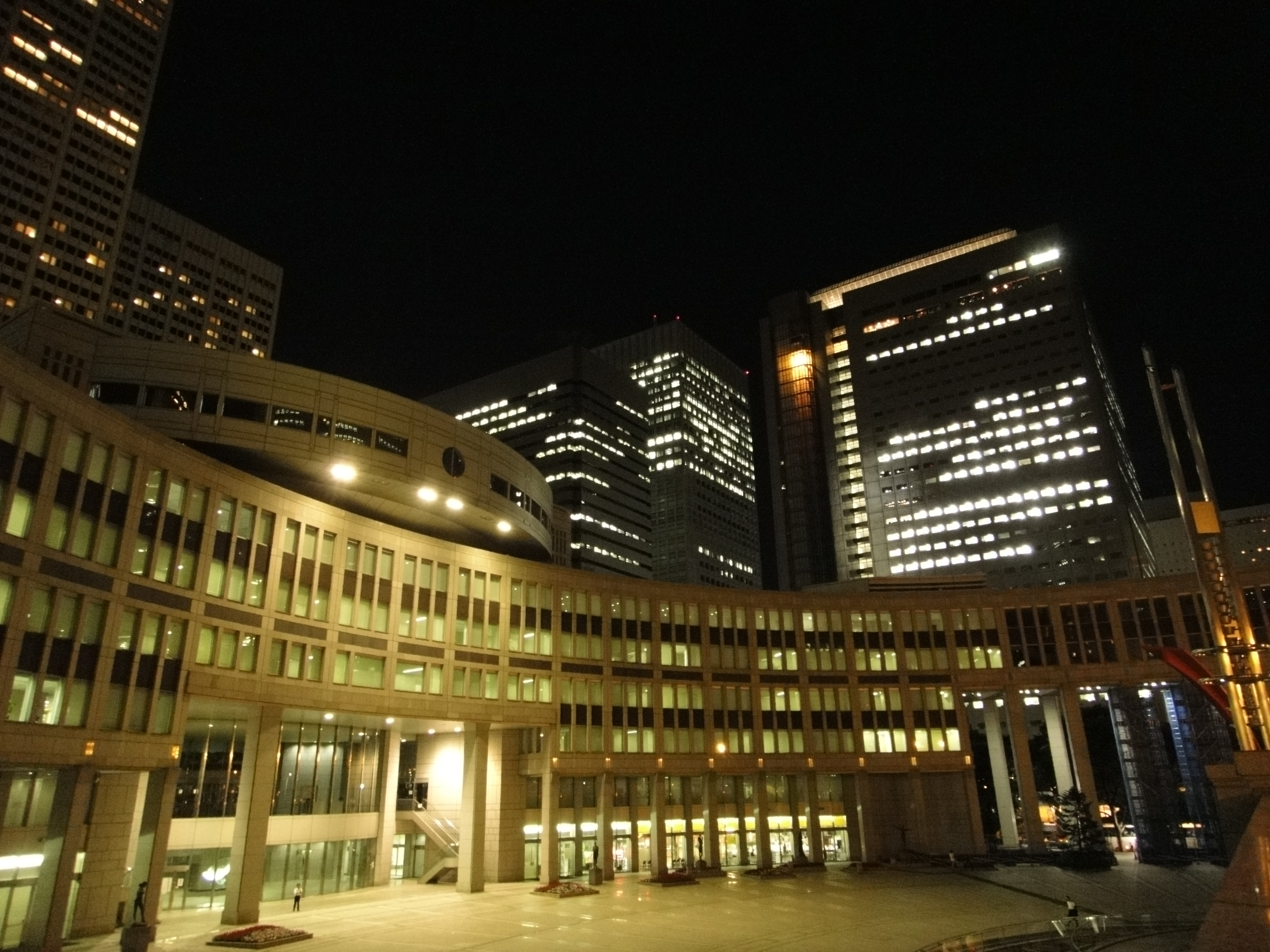 <b>人物ブレ軽減<br>4,000×3,000 / 1/20秒 / F3.5 / 0EV / ISO3200 / WB:太陽光 / 4.43mm（25mm相当）</b>