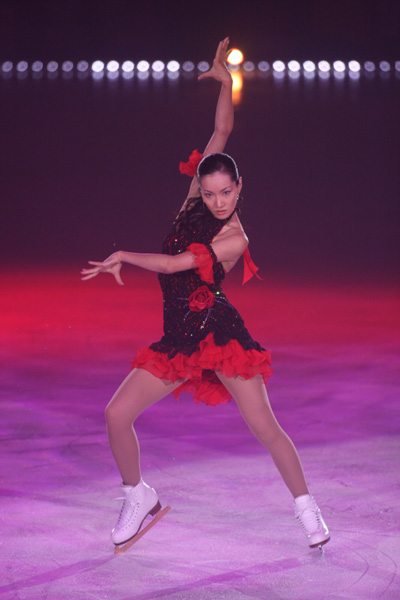 <b>主催の荒川静香さん</b>