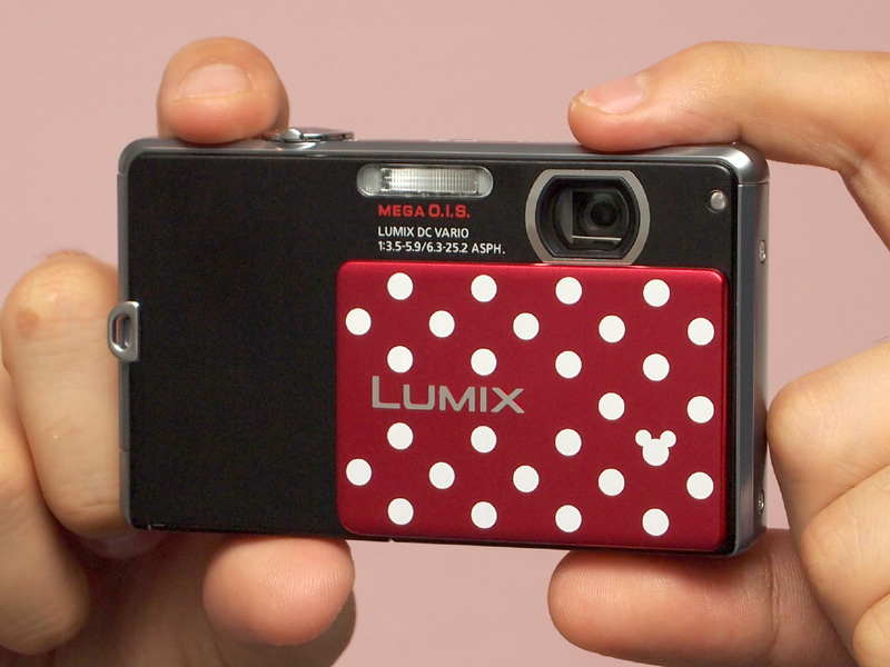 <b>LUMIX DMC-FP3（ディズニーモデル）</b>