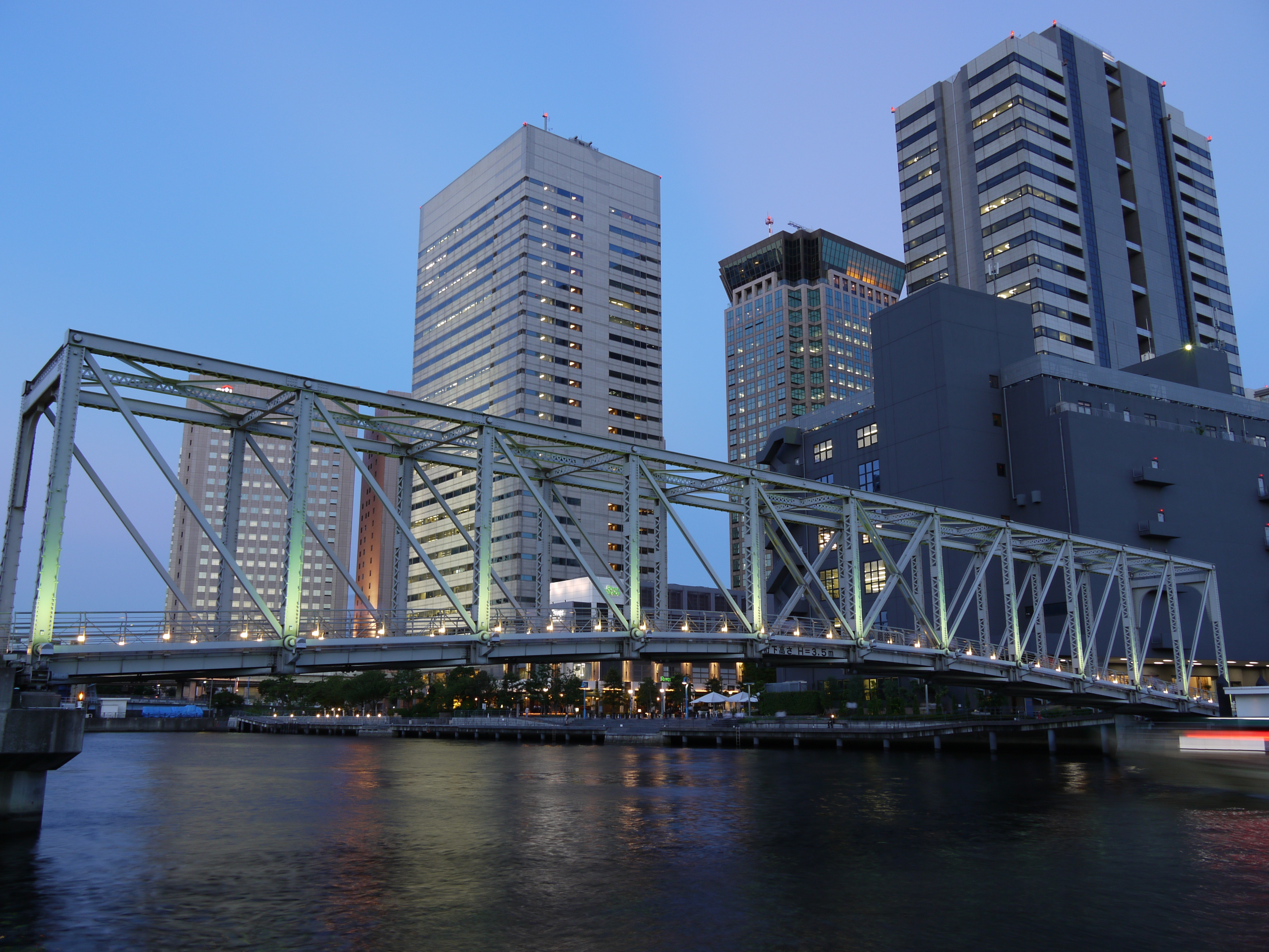 <b>DMC-GF1 / ISO100</b>