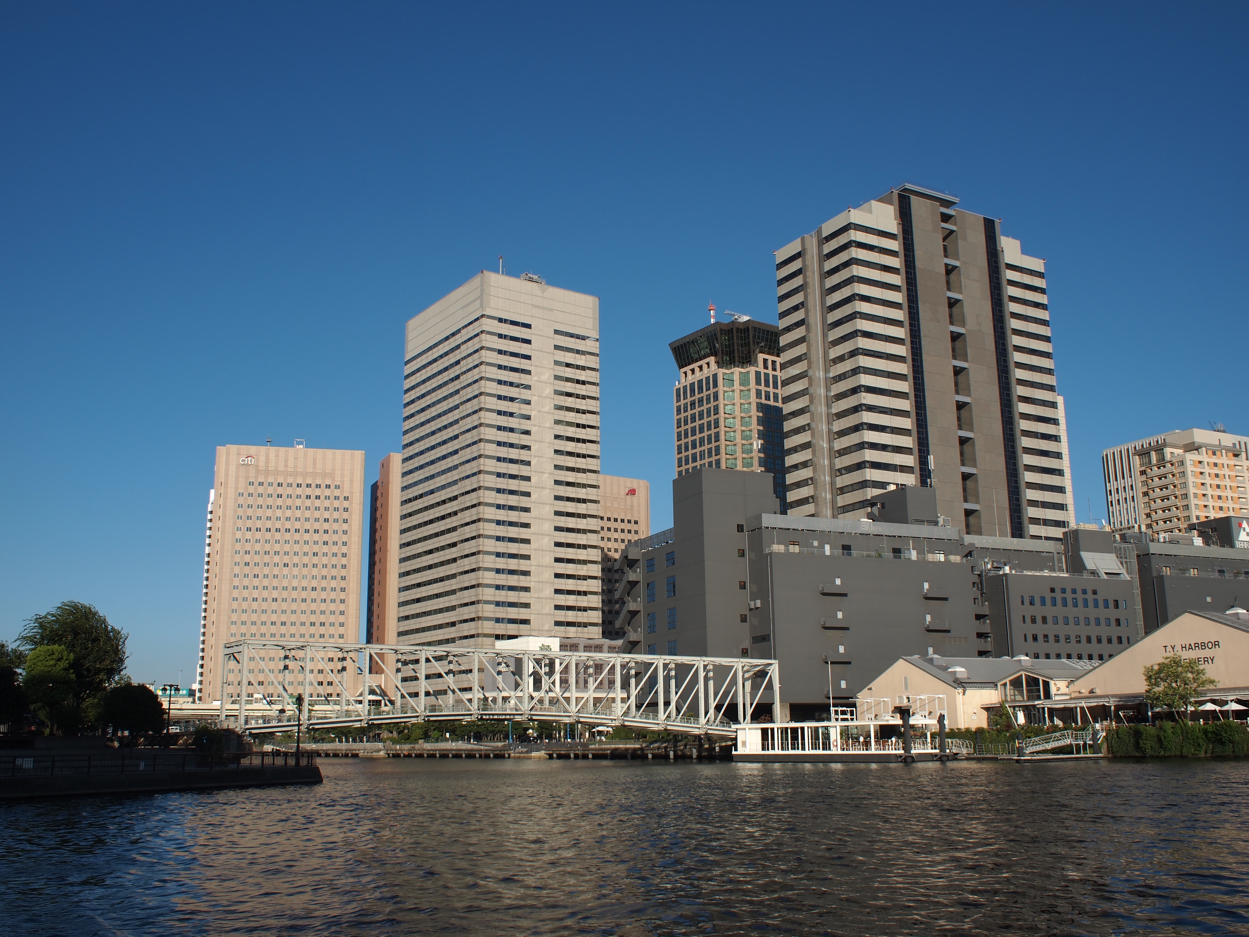 <b>E-PL1 / M.ZUIKO DIGITAL 17mm F2.8</b>