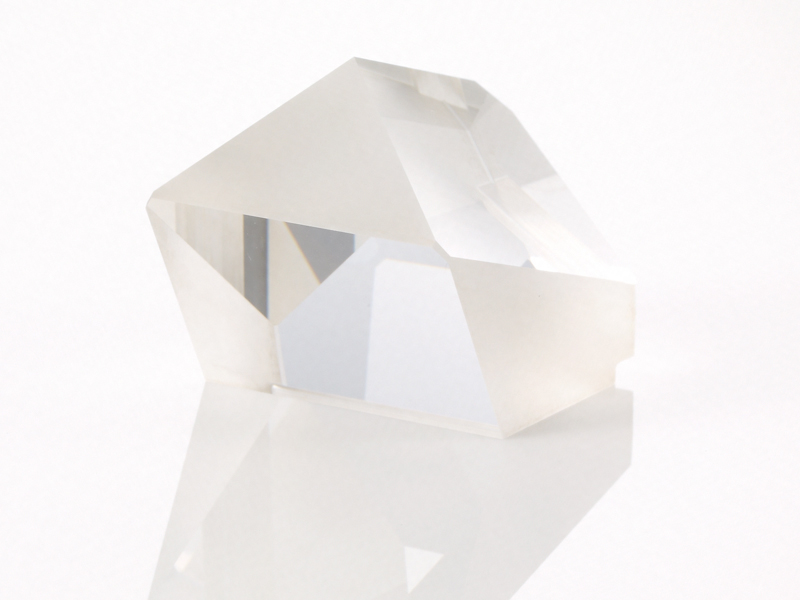 <b>ペンタプリズム</b>