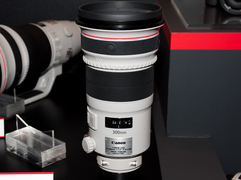 <b>EF 300mm F2.8 L IS II USM</b>