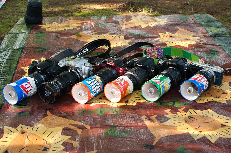 <b>みんなで宙玉レンズを持ってきて撮影会を行なった。このカメラで撮っていると、けっこう声をかけられます。ちょっと怪しいけど、微笑ましいという感じで見てもらえます</b>